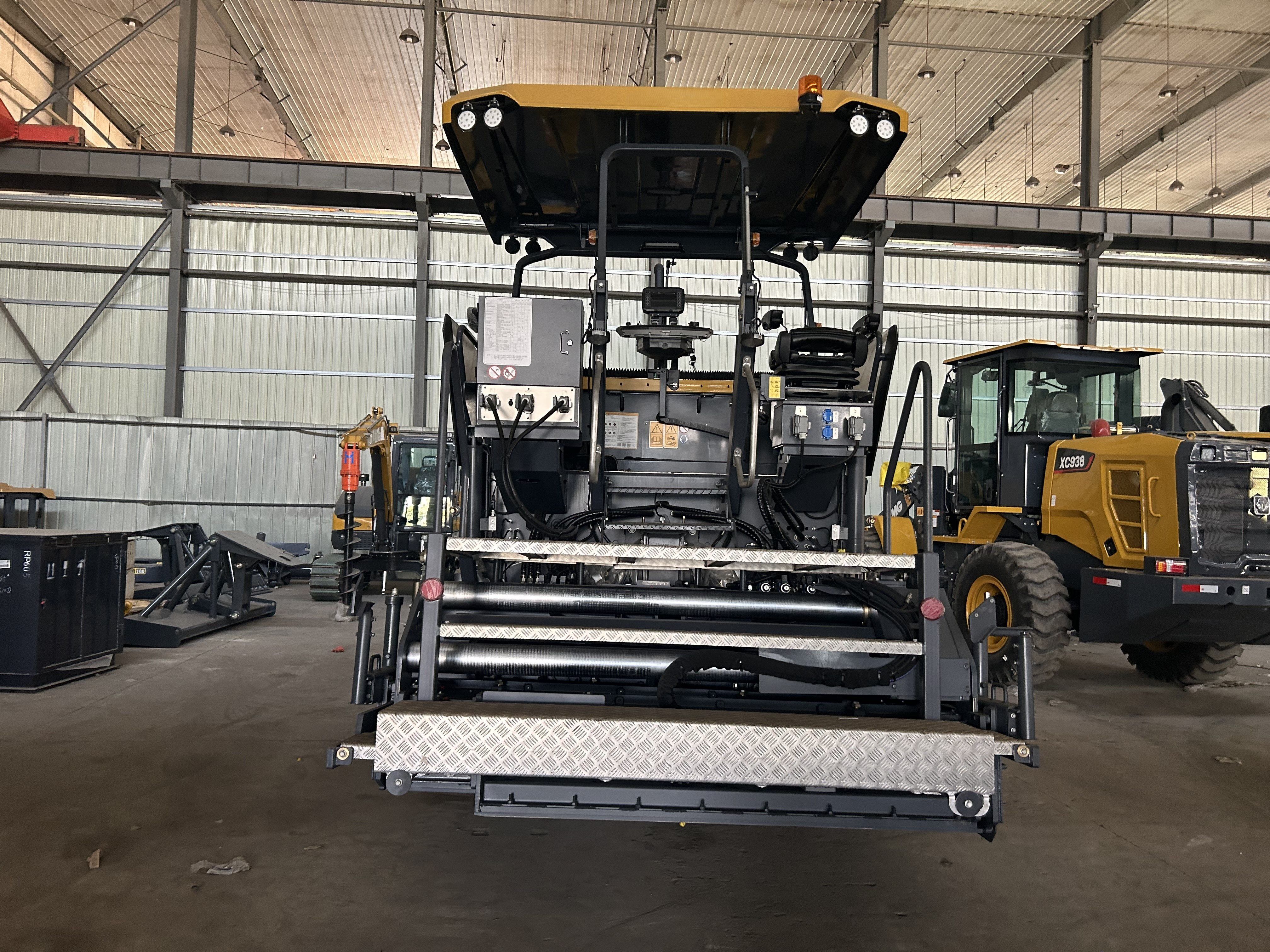 New 8m Asphalt Concrete Paver Rp803 Road Paver Exported To Africa With ...