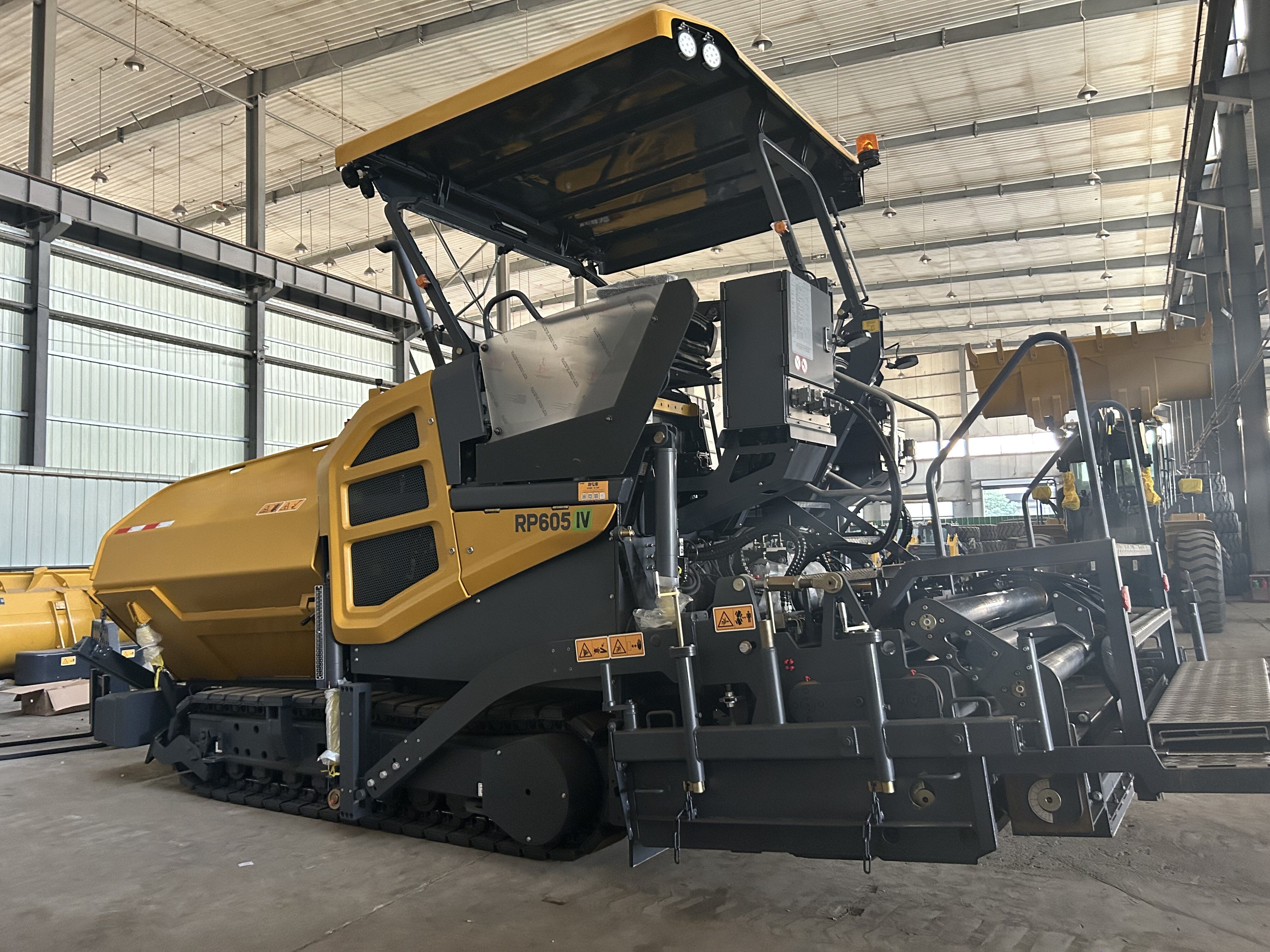 New 8m Asphalt Concrete Paver Rp803 Road Paver Exported To Africa With ...