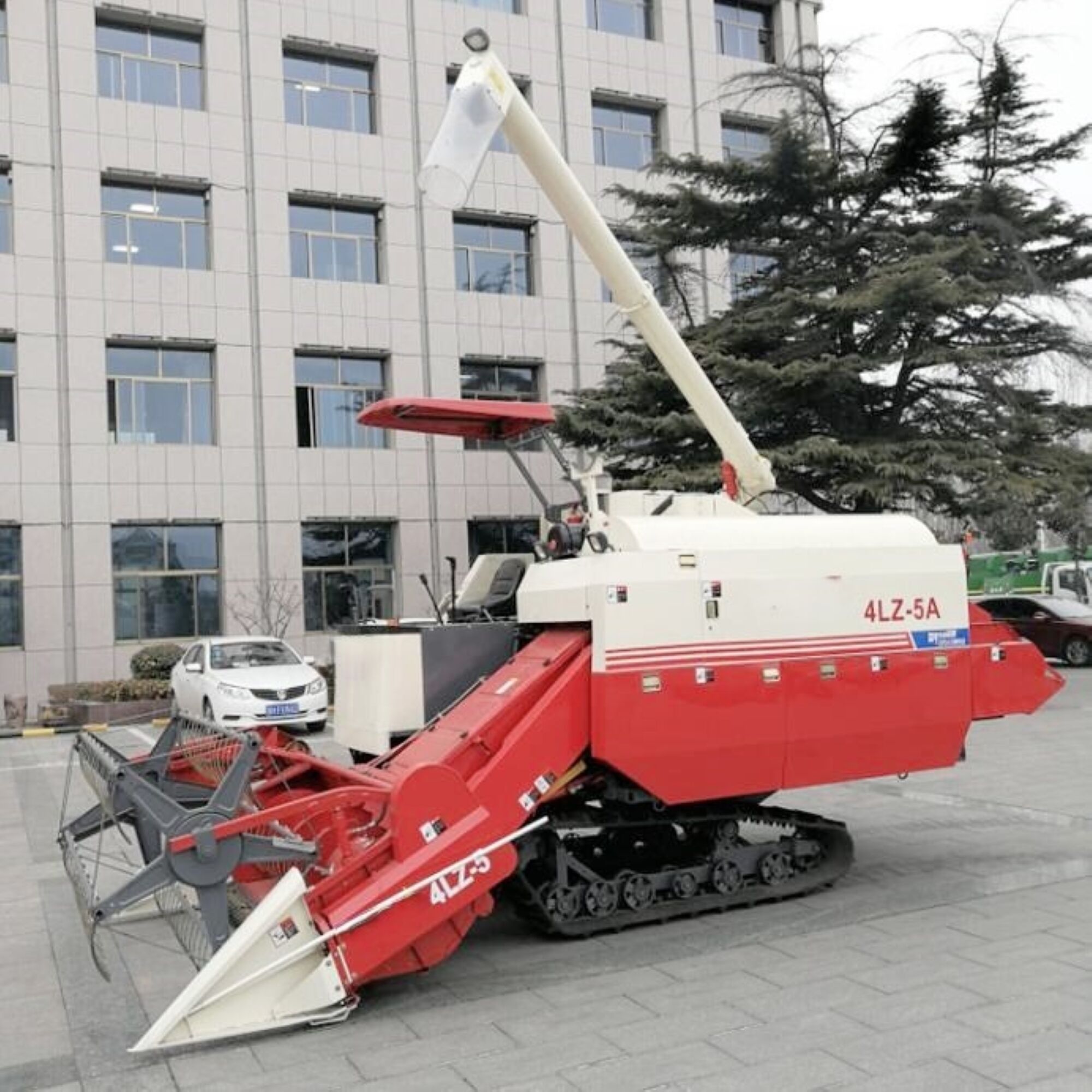Chinese New Harvester 4lz-5 Combine Harvester For Rice And Wheat ...