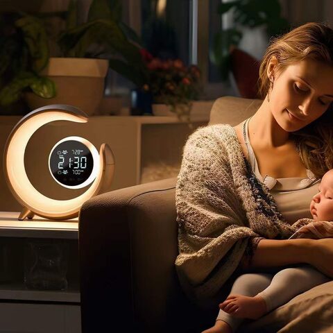 Neue RGB-Beleuchtung Ambient Beleuchtung Wecker Snooze LED Nachttischlampe Wireless Lautsprecher White Noise Machine G-Form Lautsprecher