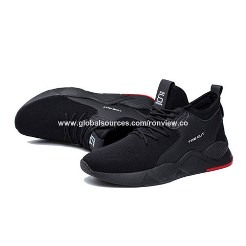 Baskets d'injection pour hommes, design tendance, fabriquées en maille PU supérieure, semelle intérieure en maille et semelle en PVC antidérapante. Chaussures de sport pour hommes, idéales pour la vente en gros.