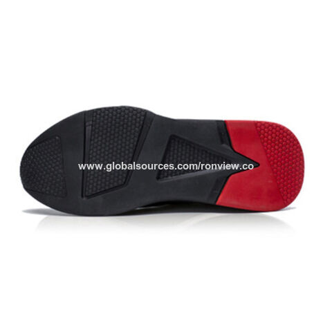 Baskets d'injection pour hommes, design tendance, fabriquées en maille PU supérieure, semelle intérieure en maille et semelle en PVC antidérapante. Chaussures de sport pour hommes, idéales pour la vente en gros.