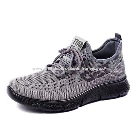 Herren Schnürhalbschuhe für Freizeit, hergestellt aus Flyknit-Gewebe und PU-Sohle, neue Modelle und verschiedene Farben verfügbar.