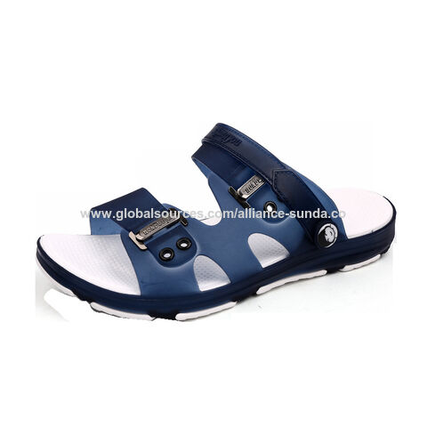 Heißer Großhandel neue Sommer Herren Sandalen große Größe flache Schuhe Herren Strand Flip-Flop Hausschuhe