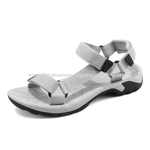 Atmungsaktive Herren-Strandsandalen nach Maß für den Sommer, flache Outdoor-Schuhe, Größen 39-45, EVA-Baumwollgewebe, Polybeutel, OEM / ODM