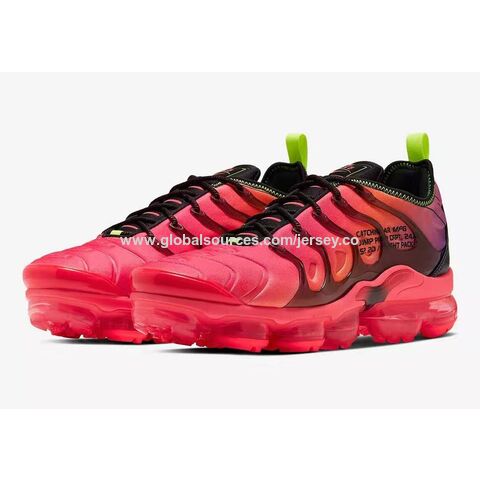 Achetez en gros Fournisseur D usine Nk Air Vapormax Plus Tn Noir Rouge Sneakers Chaussures Pour Homme Femmes Chine et Vapeur Max a 25 USD Global Sources