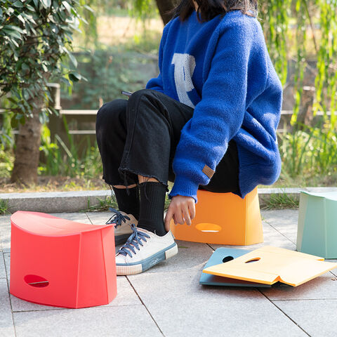 7 Inch Lightweight Not Take up Space Simple Household Thickened Portable Outdoor Stool Plastic