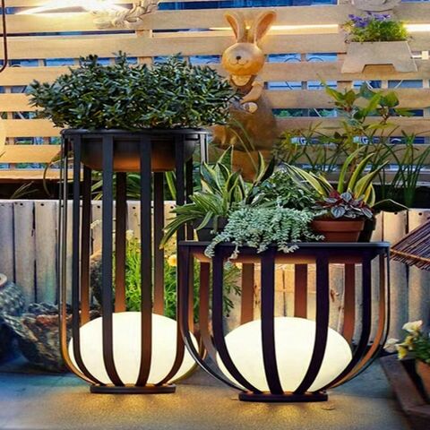 Luz LED Solar para Jardín de Alta Calidad - Iluminación Exterior para Paisajismo