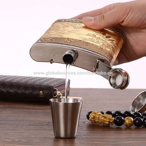 Conjunto de Presente de Cantil de Aço Inoxidável para Whisky em Estoque Para Bebidas Alcoólicas Ao Ar Livre À Prova de Vazamentos Logotipo Personalizado Cantil de Aço Inoxidável 304