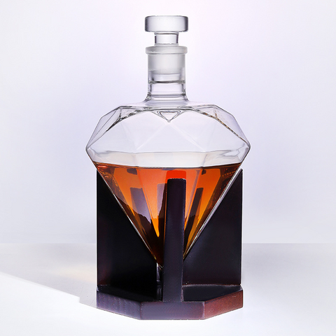 Carafe à Whisky en Forme de Diamant 850 ml avec Support en Bois - Verrerie de Luxe pour Spiritueux
