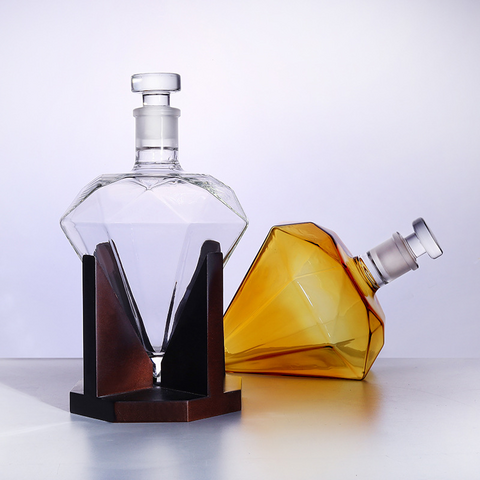 Carafe à Whisky en Forme de Diamant 850 ml avec Support en Bois - Verrerie de Luxe pour Spiritueux