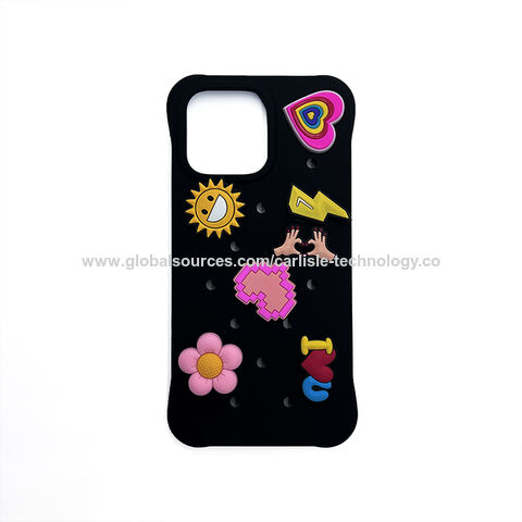Funda de Teléfono de Silicona Suave con Agujeros y Adornos 3D de C-rocs, Accesorios Móviles para iPhone 16 Pro Max