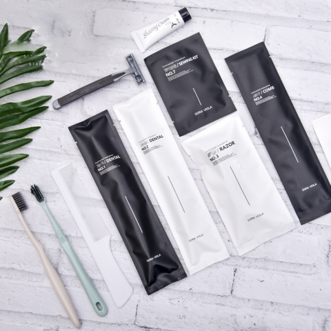 Ensemble d'articles de toilette jetables pour hôtel et camping : brosse à dents, rasoir, kit de couture, savon