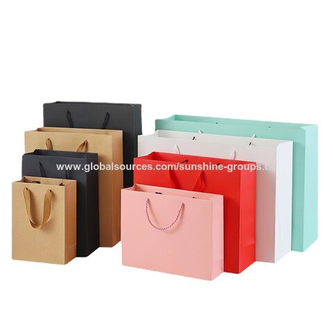 Sac en papier Kraft pour cadeaux, emballage de Noël, sac pour vêtements, logo d'impression personnalisé pour entreprises