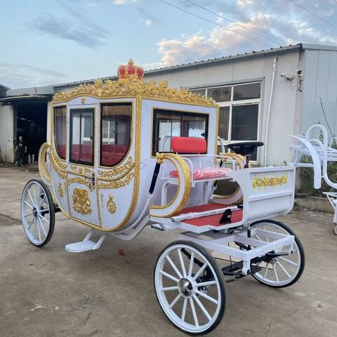 Calèche Royale de Mariage Style Européen - Fabricant de Calèches de Luxe pour Événements