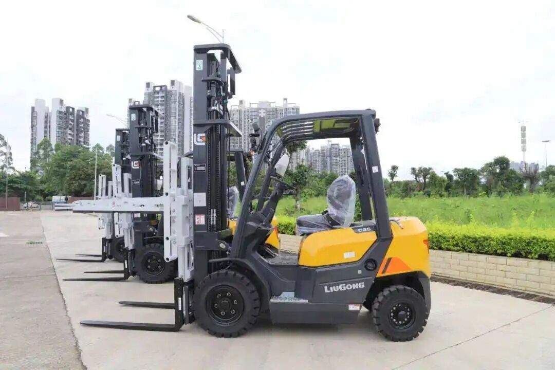 Warehouse Drive-in Racking System For High-density Storage & Forklift ...