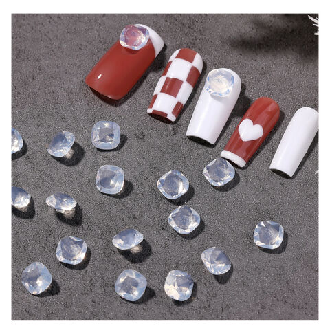 Nouvelles décorations transparentes rondes et carrées pour ongles