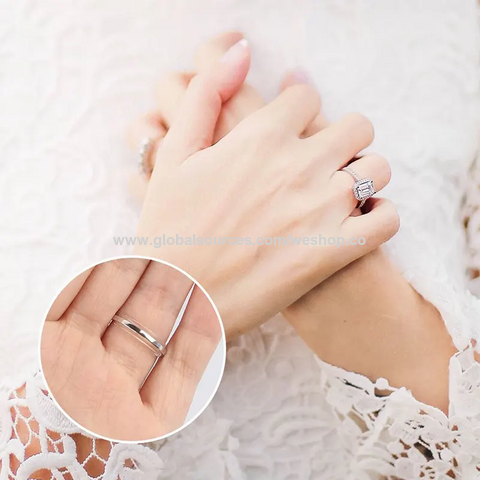 8 Stück unsichtbare Ringgrößenversteller aus Harz für lose Ringe, Anpassung passend für alle Ringe, Schutzabstandhalter, sortierter Schmuck-Größenreduzierer
