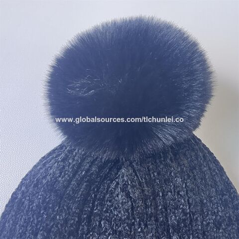 Gorro de Chenilla Negro con Logotipo de Sonrisa y Estilo Personalizado 2025 con Pompón de Piel Superior - Gorros de Invierno al por Mayor