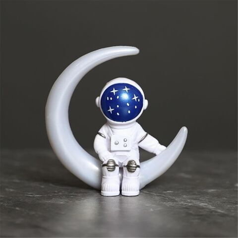 Set de 4 estatuas de astronautas blanco y azul, figuras de esculturas de astronautas, decoración temática del espacio exterior para habitación de niños, adorno para tarta