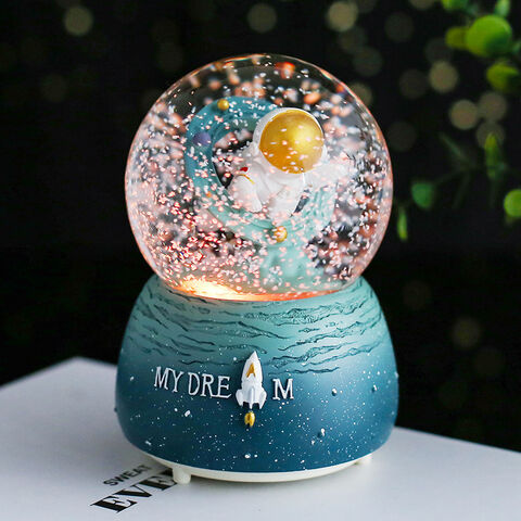 Bola de nieve astronauta, caja de música, globo de agua, regalo de cumpleaños para niños, adornos de escritorio creativos