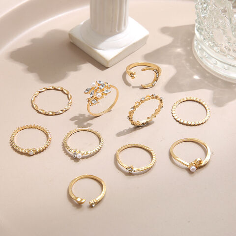 Kreativer Ring mit Stern, Mond, Diamanten, Liebesperlen und Blättern