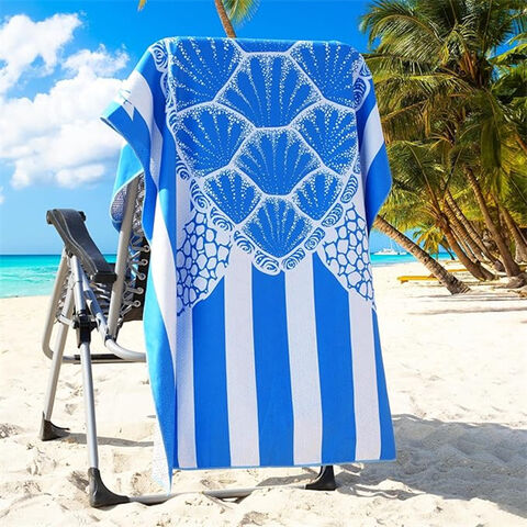 Kompaktes grünes Polyester-Strandtuch-Geschenkset mit Tragetasche für Fitnessstudio und Camping, Polyester-Strand-Reiseset, Strandtuch.