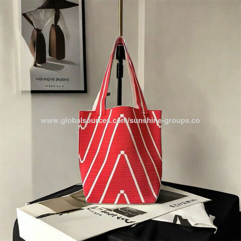 Nordic niche wave pattern shoulder bag large capacity tote bag fine woven open shoulder bag commuter bucket bag for women