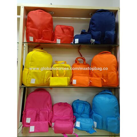 Kinderhandtaschen, hergestellt aus 600D/PVC, Größe 36*28*12cm, kundenspezifische Designs verfügbar. Perfekt für Großhändler und Distributoren.