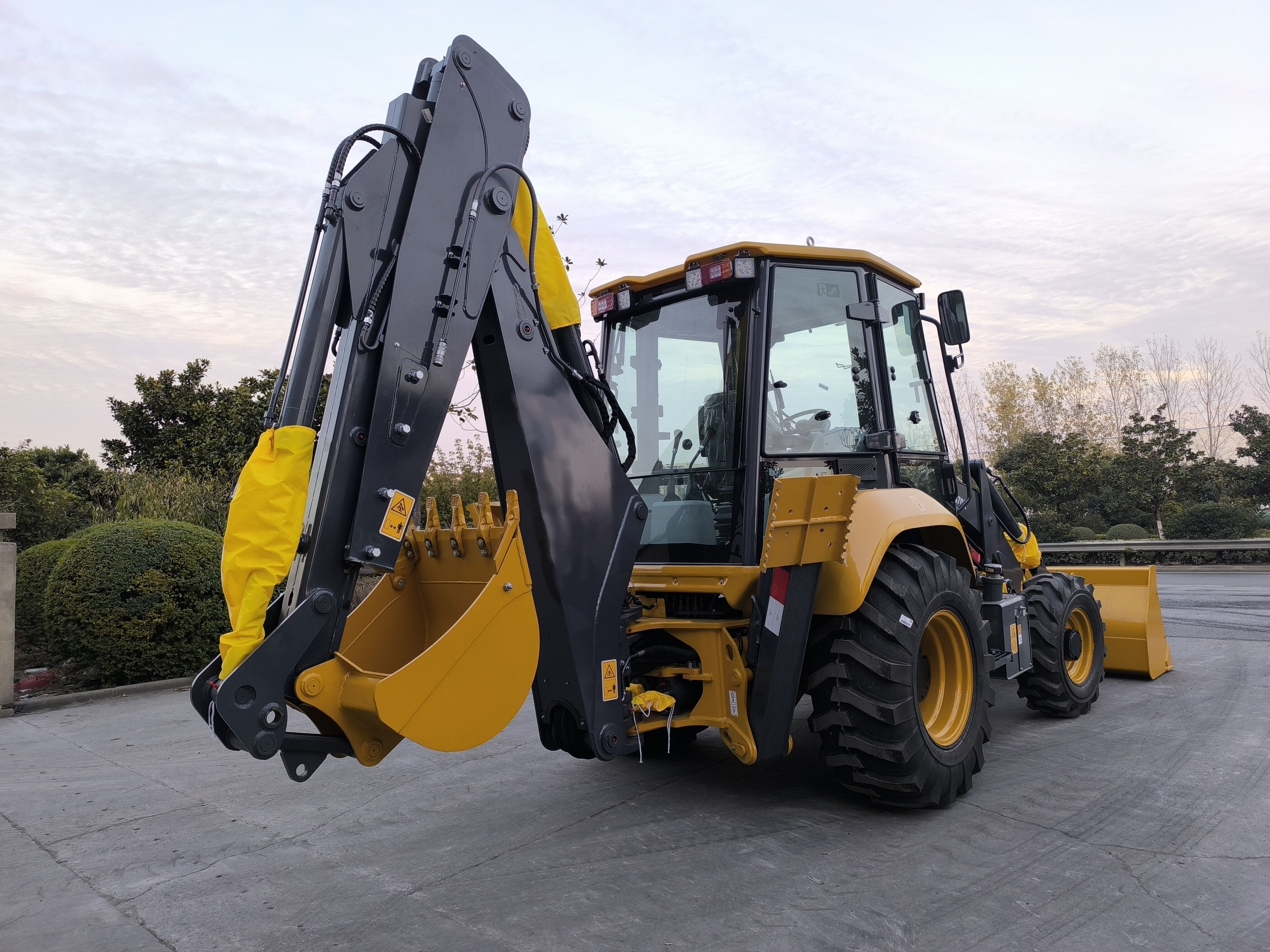 Factory Direct High Quality China Wholesale Official Xc870k 2.5 Ton ...