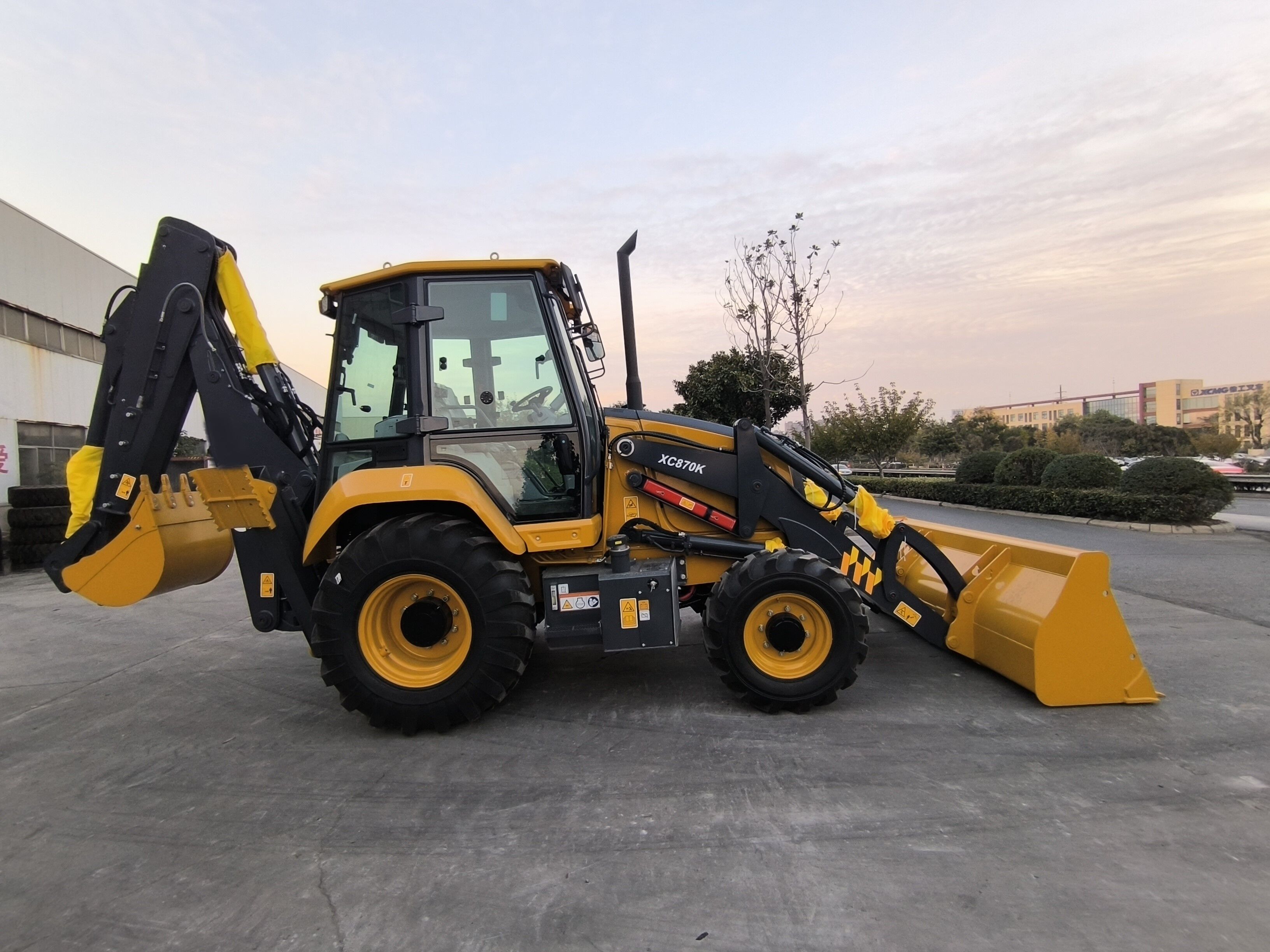 Factory Direct High Quality China Wholesale Official Xc870k 2.5 Ton ...