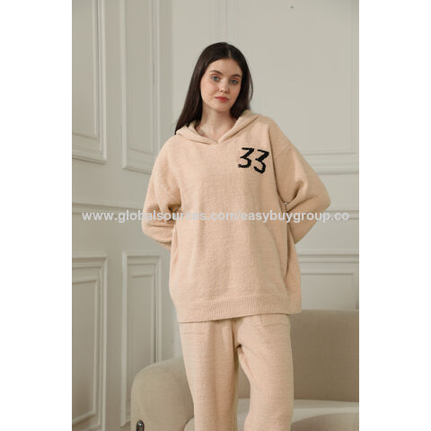 Pijamas para parejas de forro polar: Ropa de estar en casa para parejas disponible en estilos de jersey y cárdigan. Múltiples colores para elegir. Conjunto de felpa.