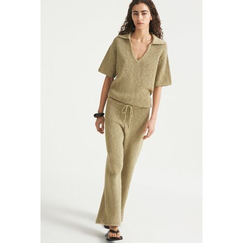 Ensemble de jogging personnalisé en gros, T-shirt ample à manches courtes et col en V profond avec pantalon ample pour tenue décontractée