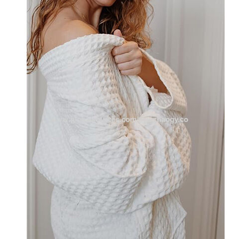 Großhandel Benutzerdefinierte 5-Sterne-Hotel Logo Weißer Bademantel Schnell Trocknend Atmungsaktiv 100% Baumwolle Kimono Waffel Spa Bademantel