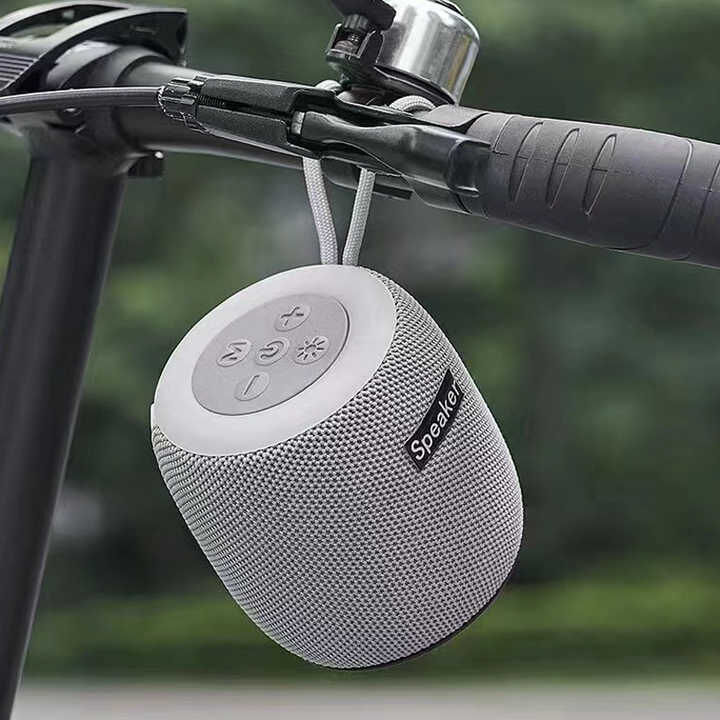 B22 Mini Novelty 5w Wireless Bluetooth Portable Mini Fabric Speakers ...