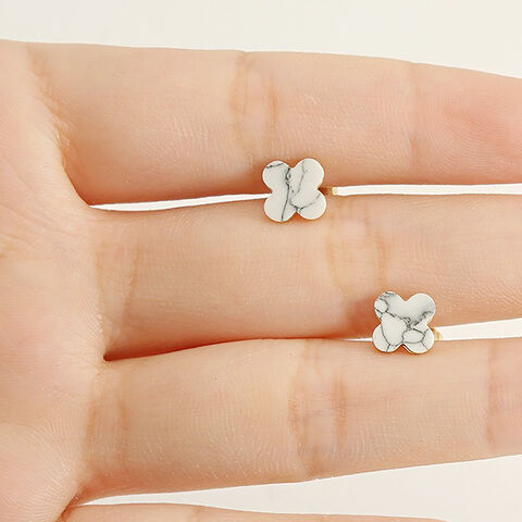 Boucles d'oreilles en acier inoxydable en gros avec faible MOQ, boucles d'oreilles à clous personnalisées et tendance plaquées or 18 carats pour femmes, personnalisation OEM/ODM