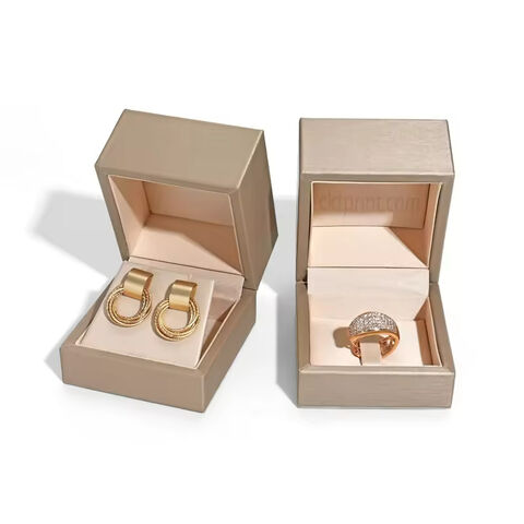 Cajas personalizadas para embalaje de joyas en oro champán para pulseras y pendientes de aro - Productos personalizados