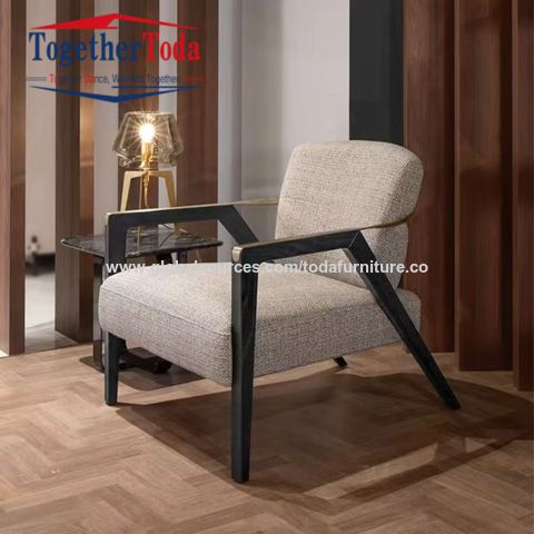 Sofás e cadeiras de madeira maciça com design de luxo moderno e simples, com braços de metal, para hotéis e clubes