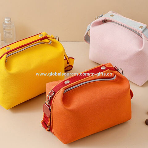 Nouveau sac cosmétique rectangulaire en toile 2025, grande capacité, sac de rangement à main, trousse de toilette de voyage portable