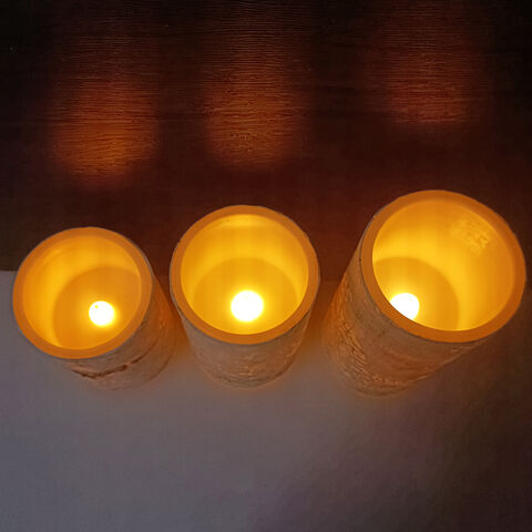 Bougie Décorative LED d'Halloween Bouche Biseautée avec Peinture d'Écorce de Paraffine Sans Flamme pour Camping en Plein Air et Décoration Intérieure en Plastique