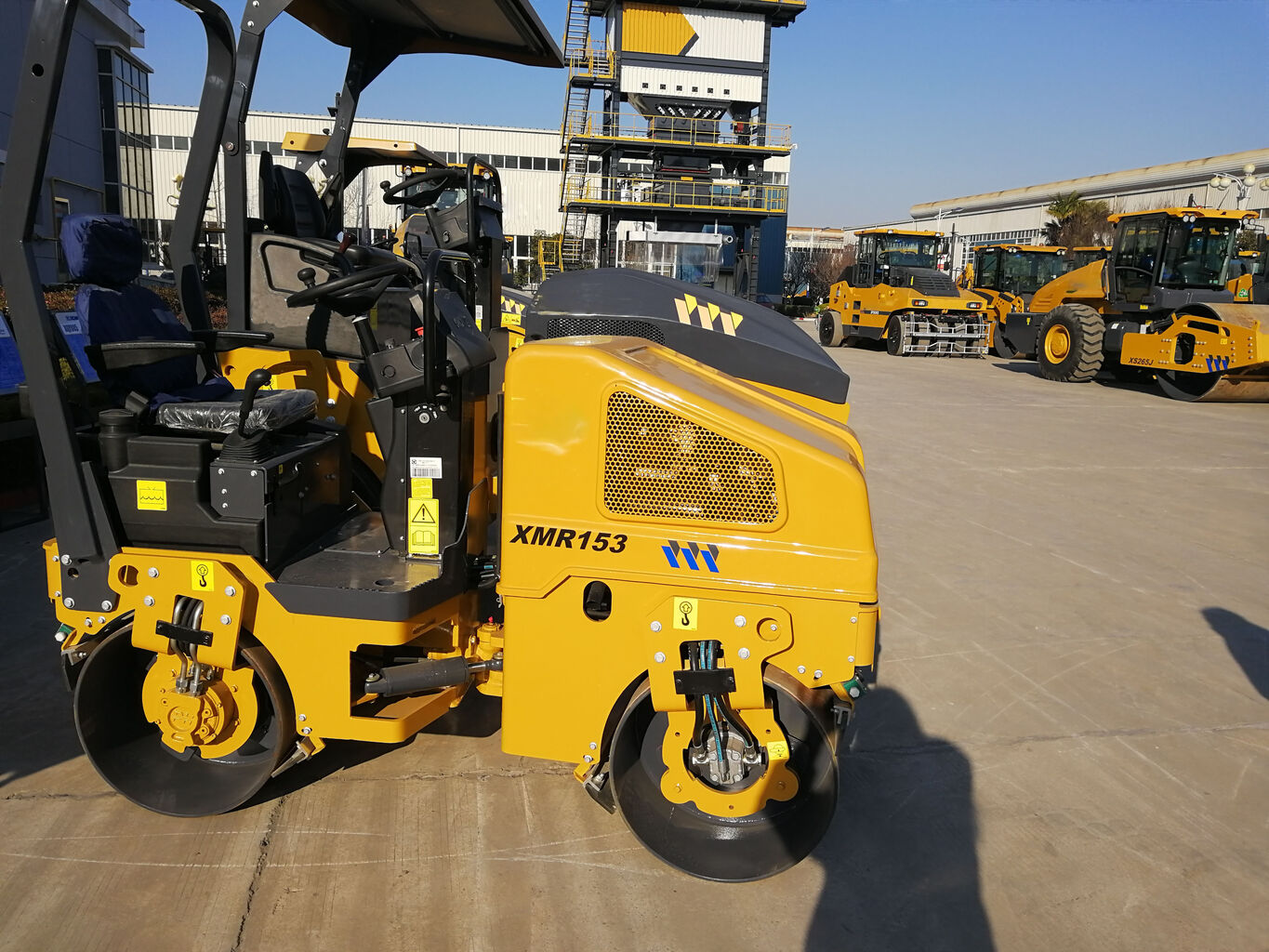 Road Mini Vibratory Roller Xmr403 With Double Drum Hand Push Road ...