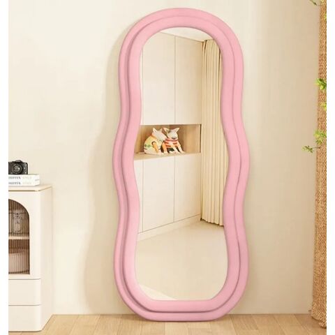 Espejo de pie de cuerpo entero con soporte de acero, diseño ondulado suave de lujo ligero, cubierta de franela, a prueba de explosiones para decoración del hogar