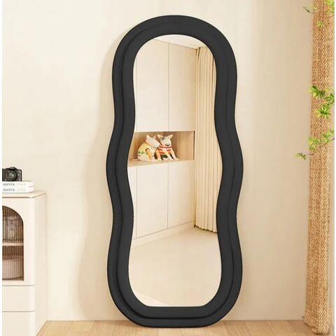 Espejo de pie de cuerpo entero con soporte de acero, diseño ondulado suave de lujo ligero, cubierta de franela, a prueba de explosiones para decoración del hogar