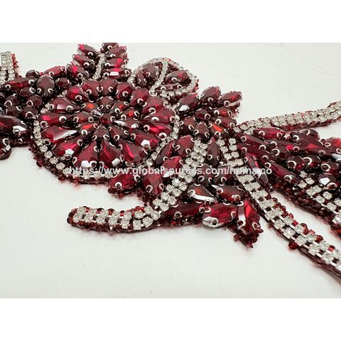 Elegantes joyas de cristal rojo + parches de diamantes hechos a mano para vestidos de novia y de noche DIY. Tamaño y color personalizados.