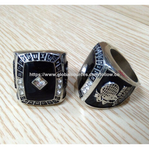 Anillo de aleación de zinc con piedras, diamante, anillo de níquel, anillo Champion Bikini USA. Joyería de moda al por mayor.