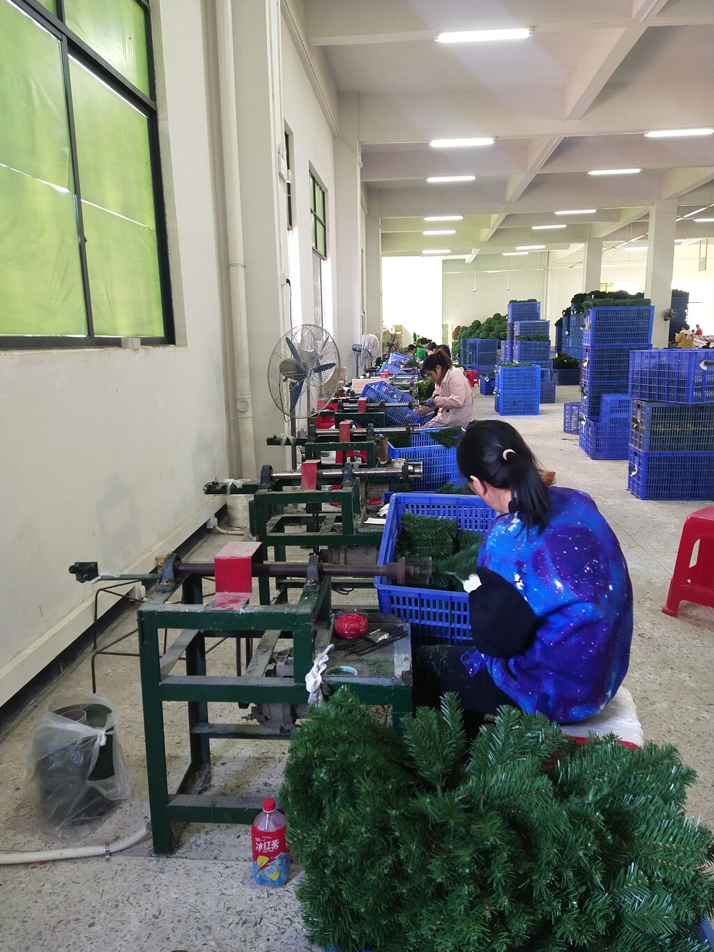 Christmas Tree Machine Factory Direct High Quality China Wholesale Artificial Christmas Tree ...