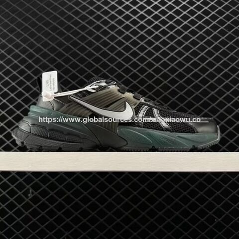 Chaussures Nike V2K Runtekk Summit White Metallic Silver - Vente en gros de la marque Nike directement de l'usine en Chine - Chaussures de sport et de course pour hommes et femmes