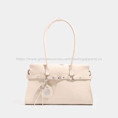 Sac fourre-tout de mode en gros, grande capacité, sac à main sous le bras, couleur pure, sac de shopping avec décoration de suspension de miroir en forme de cœur pour femmes