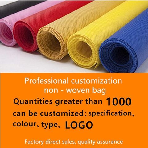 Sacs à vêtements personnalisés en tissu non tissé avec poignées pour l'emballage de vêtements de détail et la promotion de la marque.