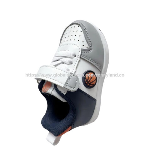 Großhandel Kleinkind Neugeborene Babyschuhe Mode Kinder Sportschuhe für Mädchen Leder Custom Designer Kinder Jungen Freizeitschuhe